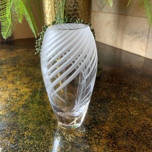 Mikasa Tempest Swirl Vase Etched Lead Crystal Slovenia Rare Brilliant 7 1/4”